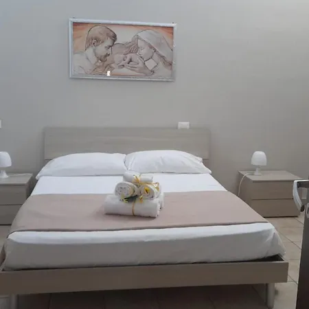 Villa Relax Con Giardino A Tra Siracusa E Catania Brucoli